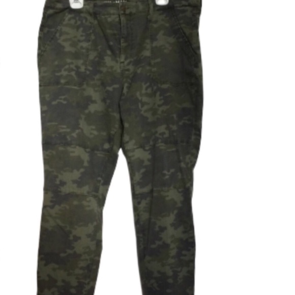 Green Camo Jeggings - Picture 1 of 5